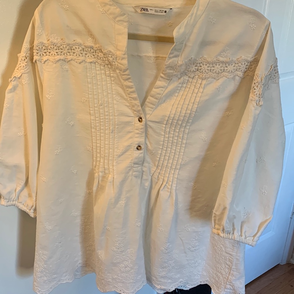 Beautiful Zara blouse